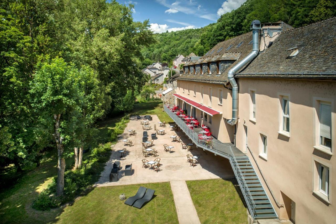 Logis Hotel Restaurant Les 2 Rives - A75, En Bordure De Riviere Банассак Экстерьер фото
